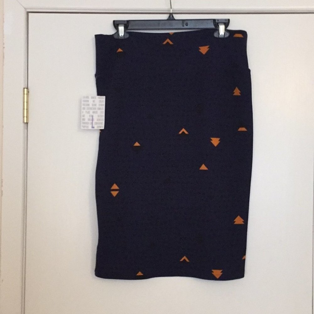 L LuLaRoe Cassie Skirt A05 1718